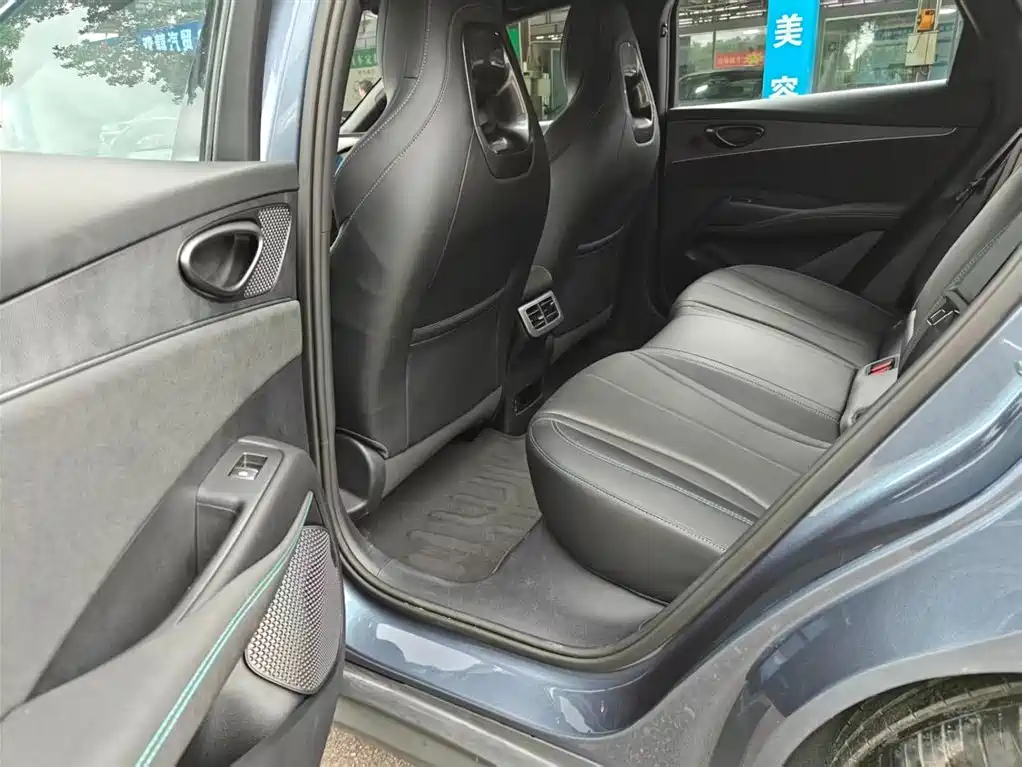 BYD Seal 06 2025 — фото 19