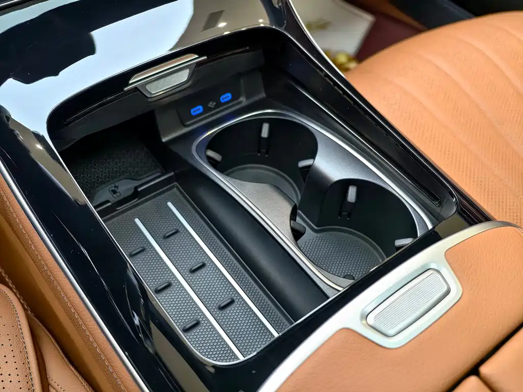 Mercedes-Benz S-Class 2023 — фото 19
