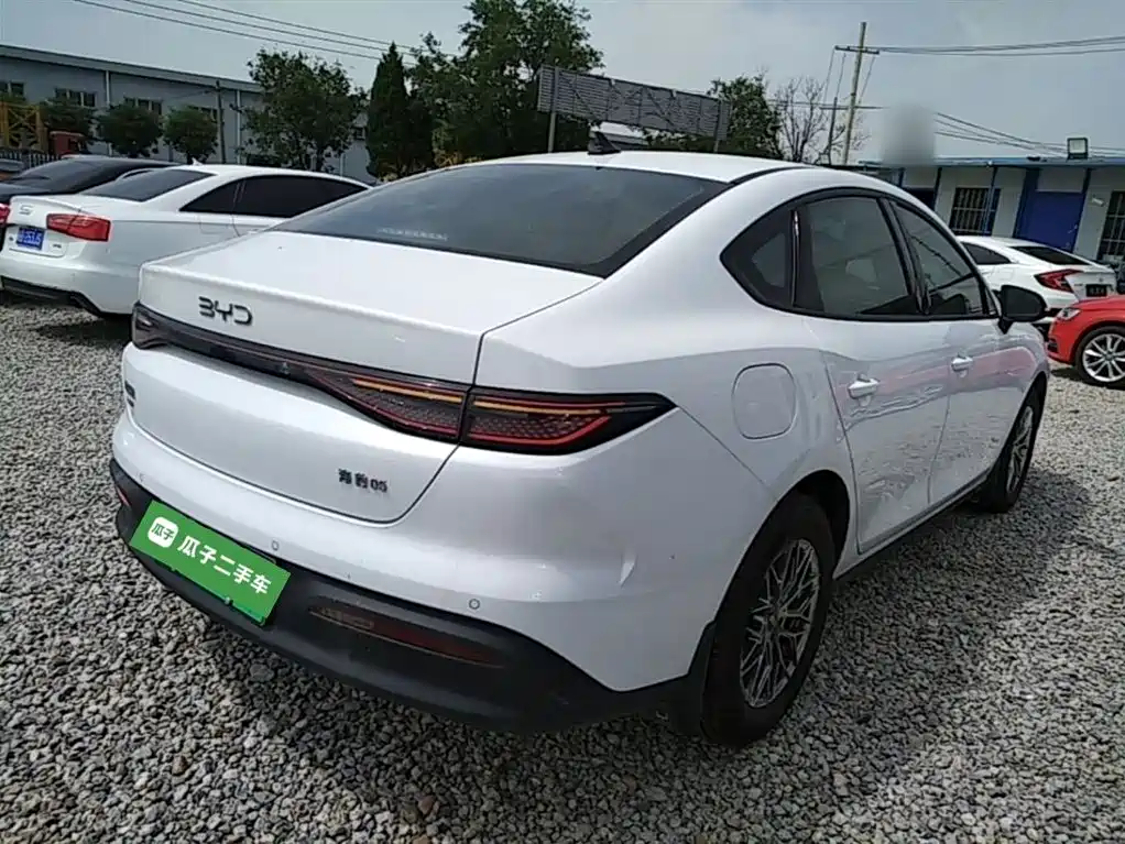 BYD Seal 05 DM-i 2025 — фото 7