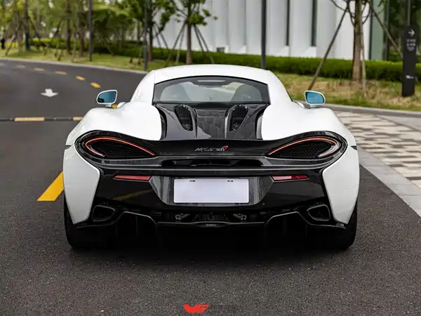 McLaren 570 2015