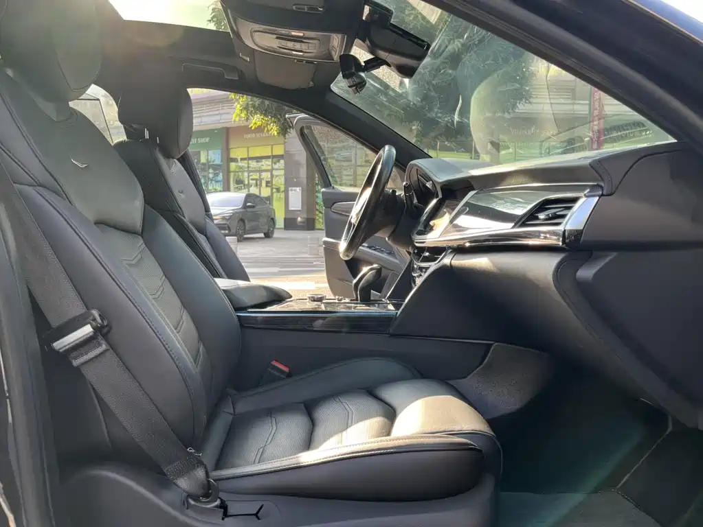 Cadillac CT6 2019 — фото 15