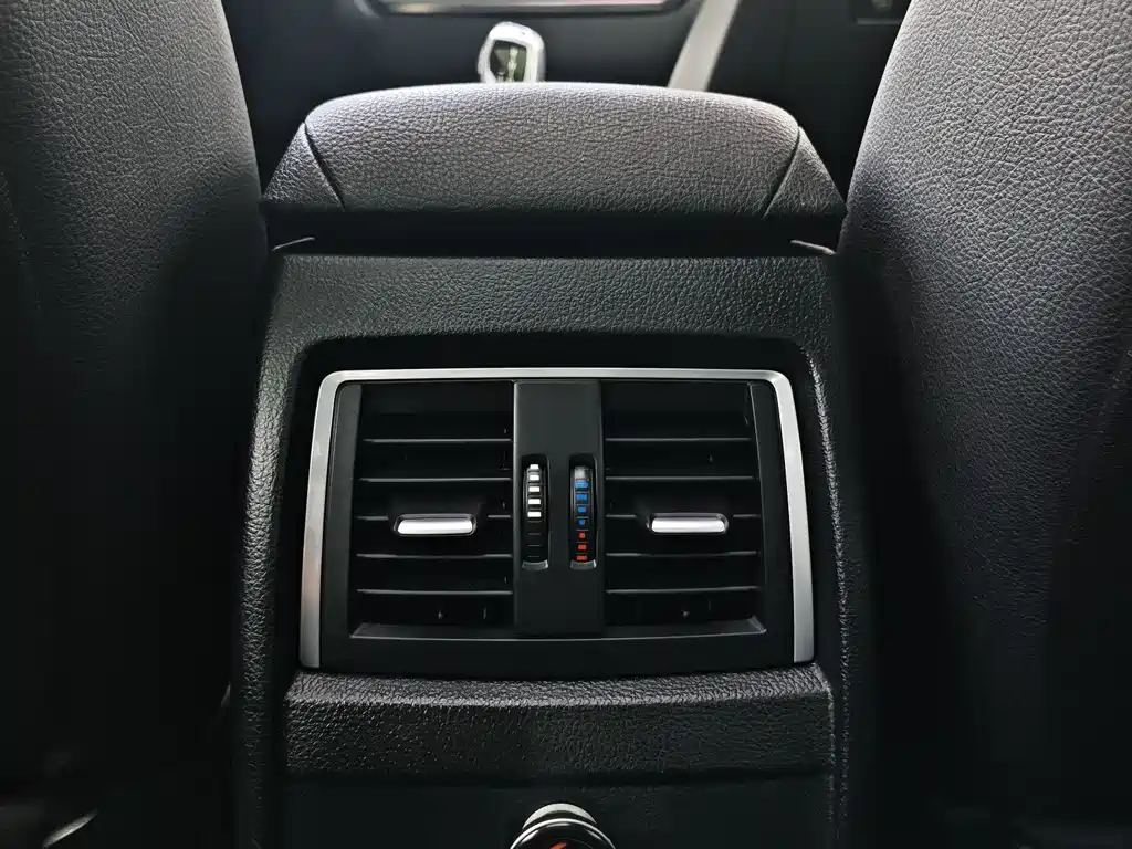 BMW 3 Series GT 2016 — фото 16
