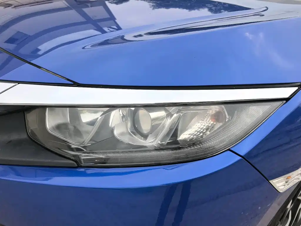 Honda Civic 2018 — фото 16