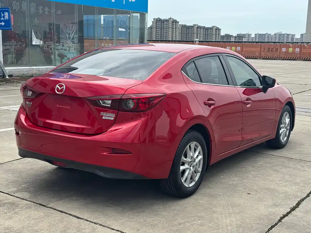 Mazda 3 Axela 2019 — фото 19