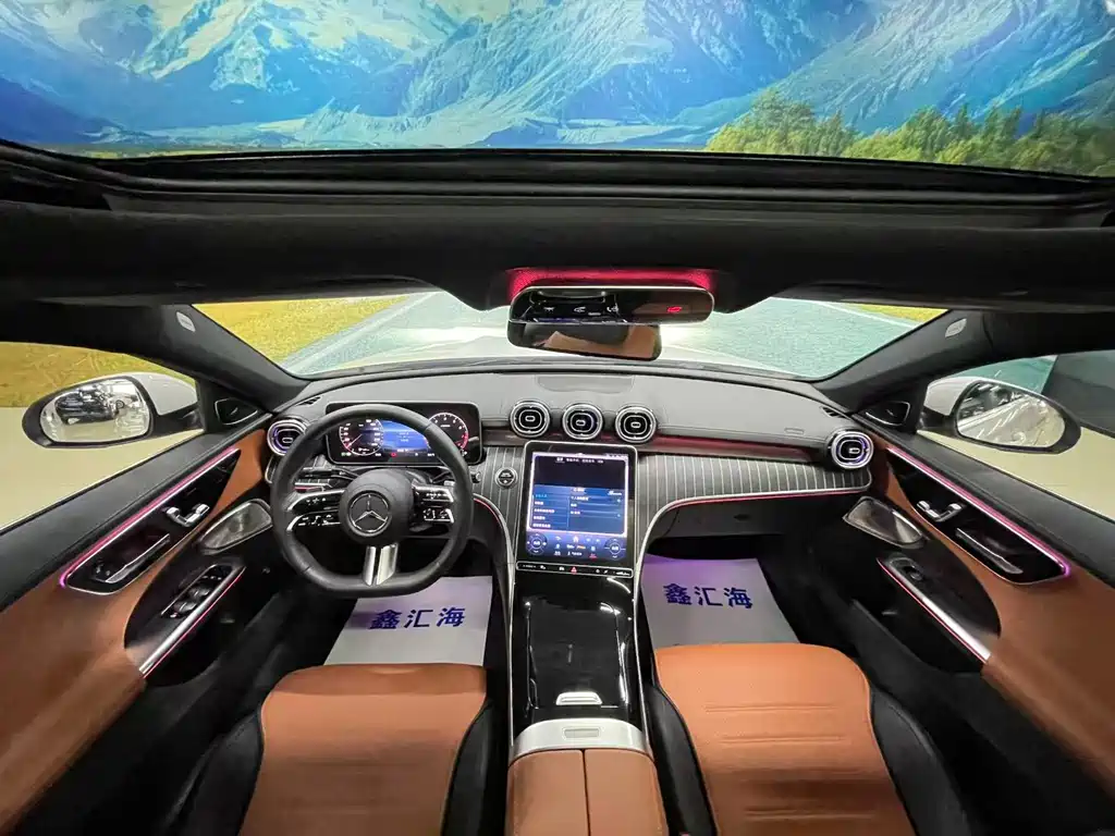 Mercedes-Benz C-Class 2023 — фото 13