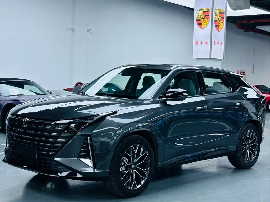 Changan UNI-Z 2024