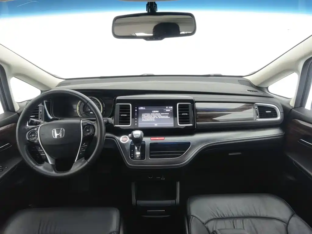 Honda Elysion 2018
