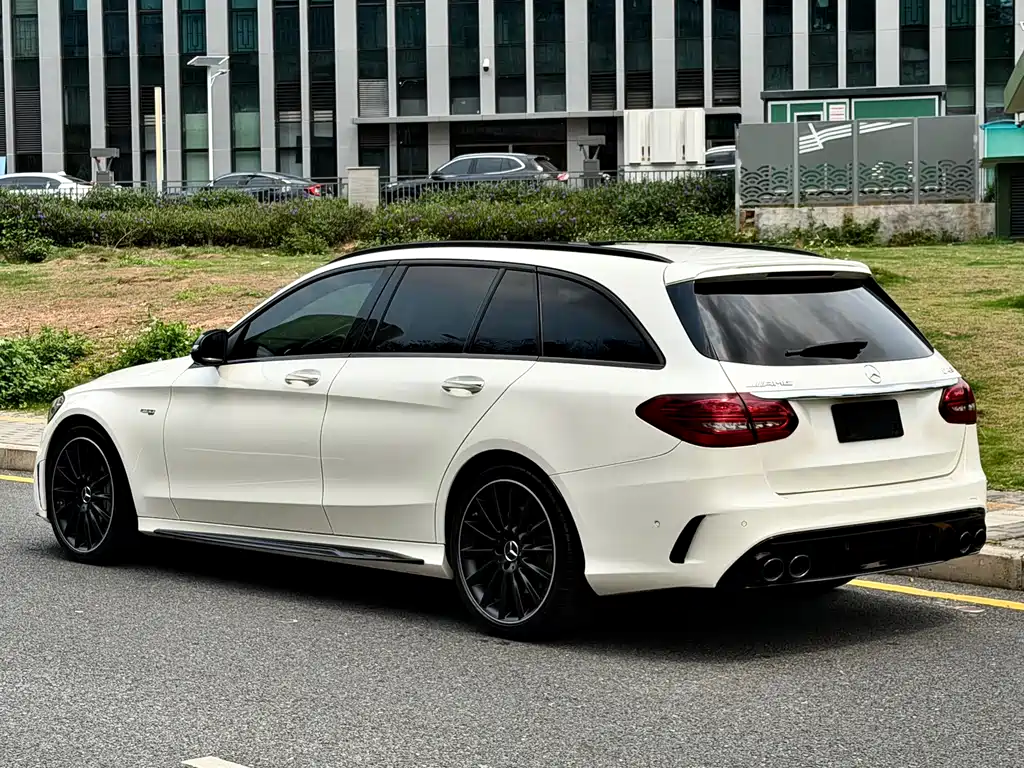 Mercedes-Benz C-Class AMG 2019 — фото 7