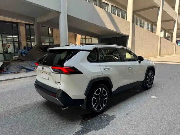 Toyota RAV4 2020