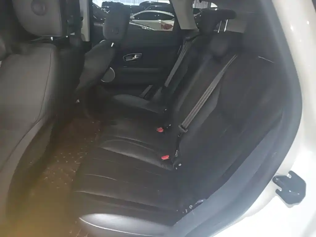 Land Rover Evoque 2019 — фото 17