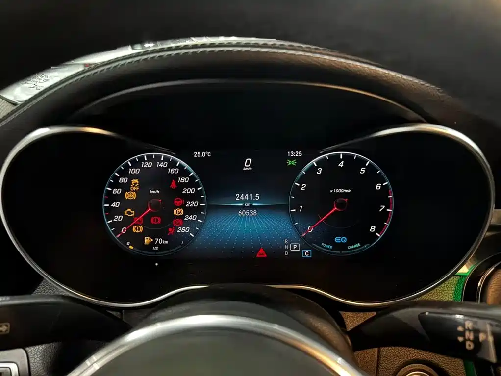 Mercedes-Benz C-Class 2019 — фото 13