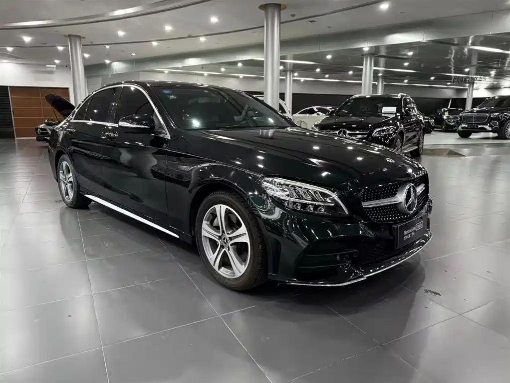 Mercedes-Benz C-Class 2019 — фото 8