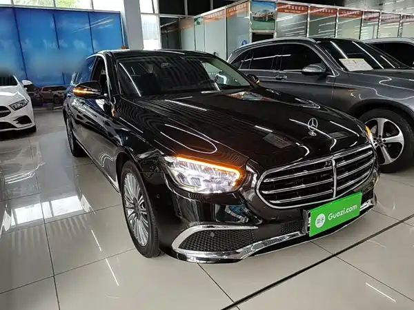 Mercedes-Benz E-Class 2023