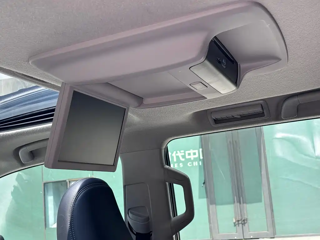 Toyota Prado 2019 — фото 12