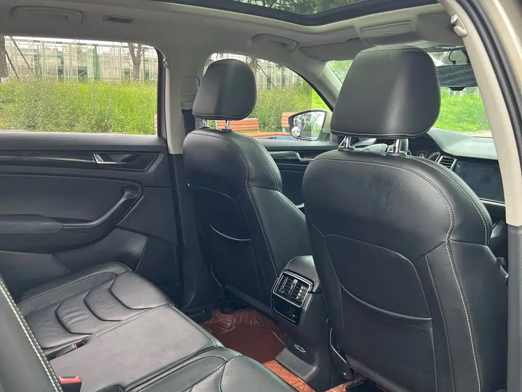 Skoda Kodiaq 2018 — фото 10