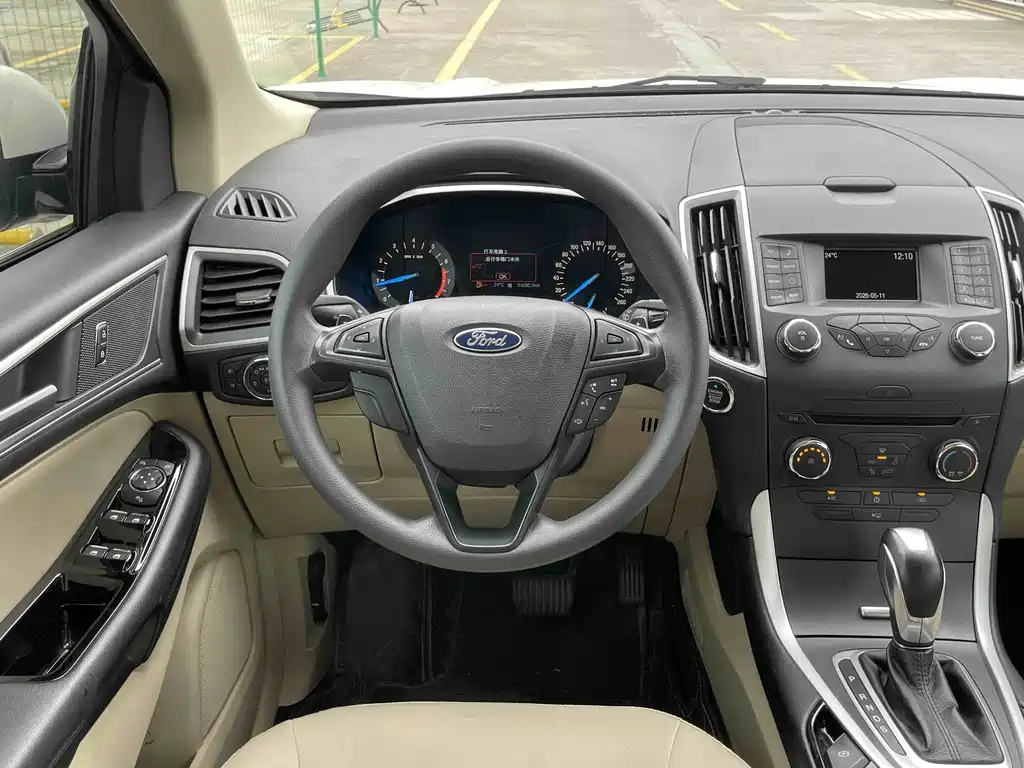 Ford Edge 2019 — фото 15