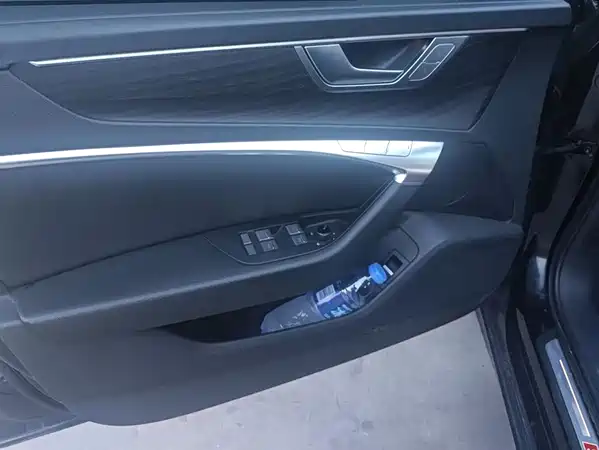 Audi A6L 2024