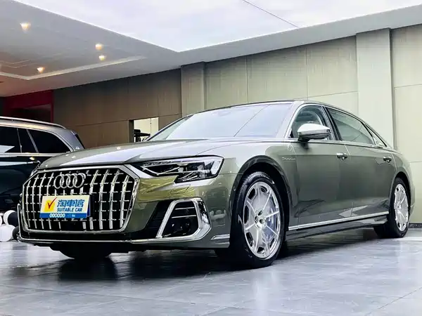Audi A8 2024