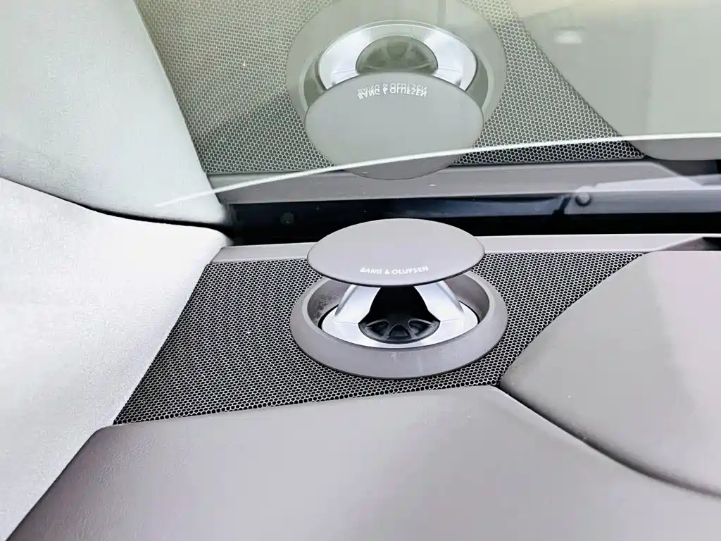 Audi A8 2024 — фото 16