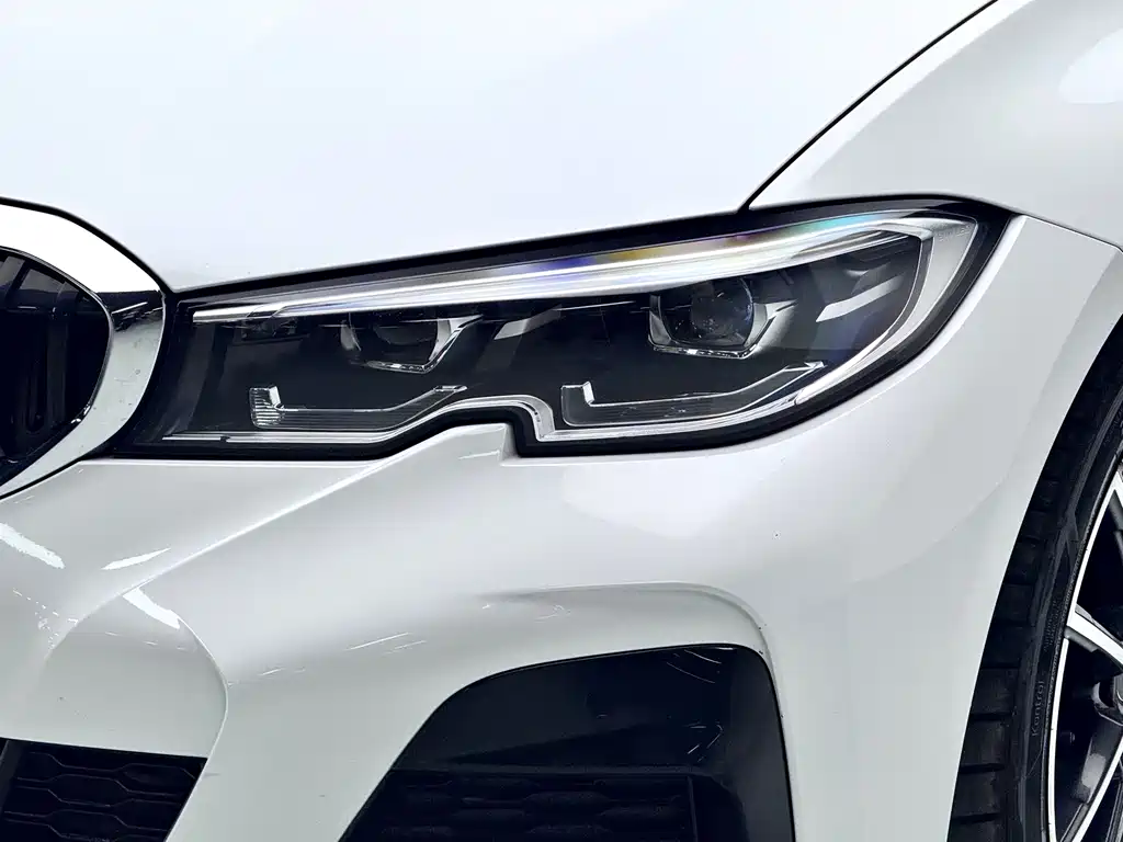 BMW 3 Series 2022