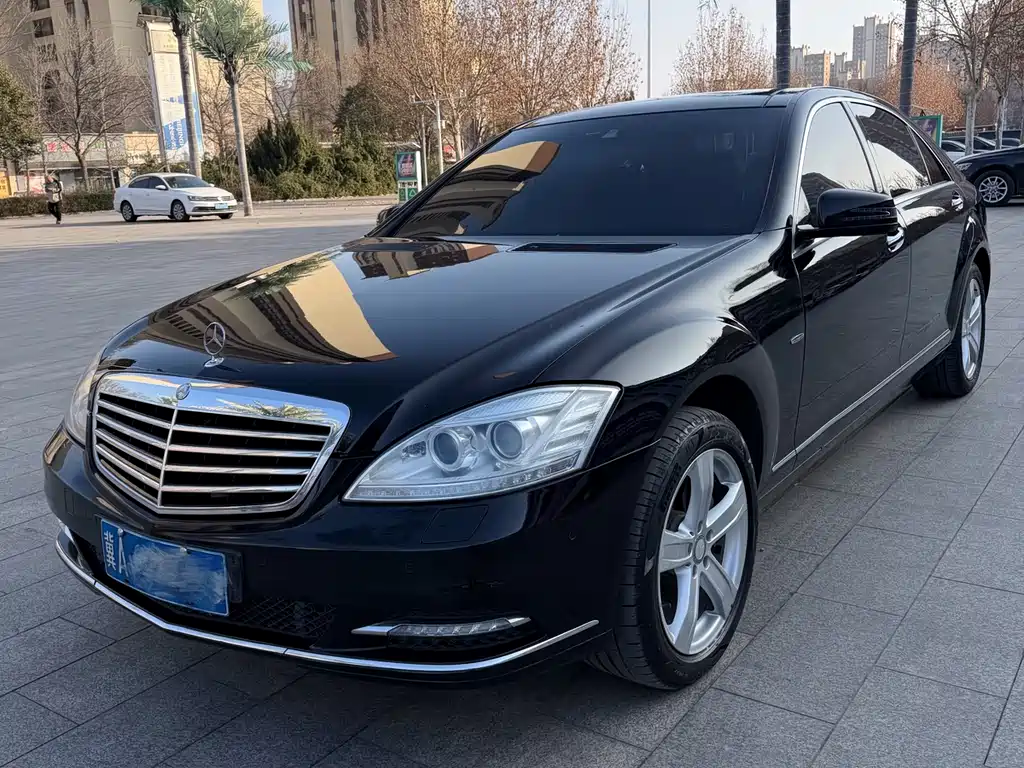Mercedes-Benz S-Class 2013 — фото 1