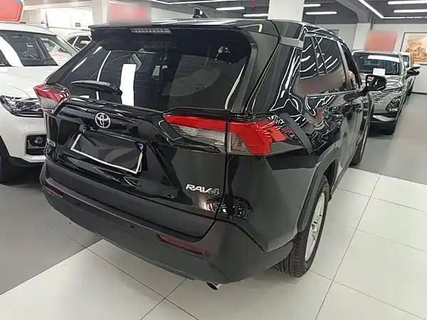 Toyota RAV4 2023