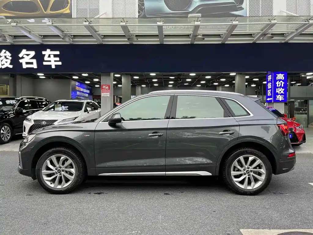Audi Q5L 2022 — фото 5