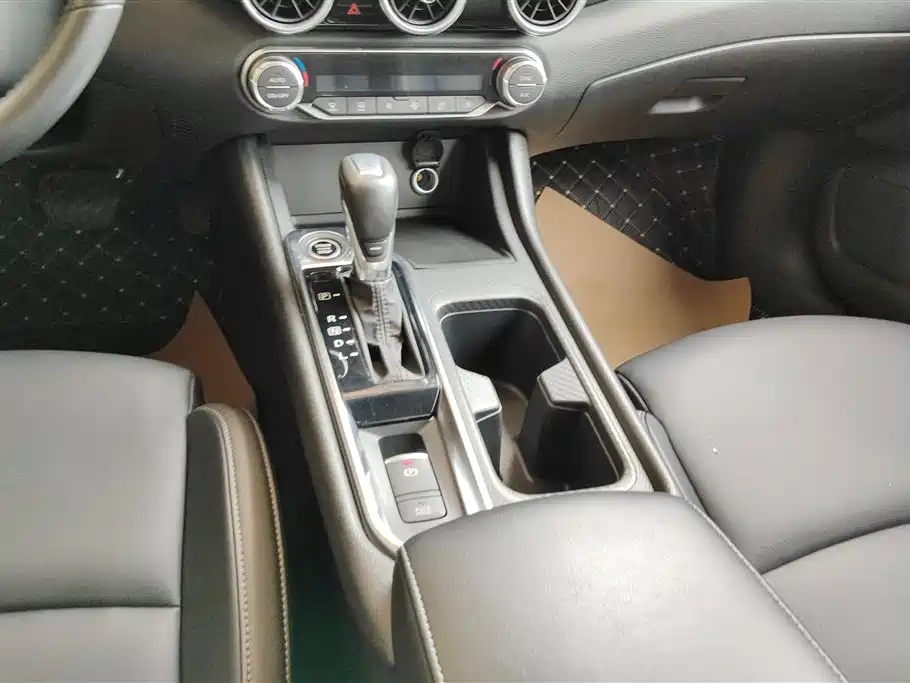 Nissan Sylphy 2022 — фото 16
