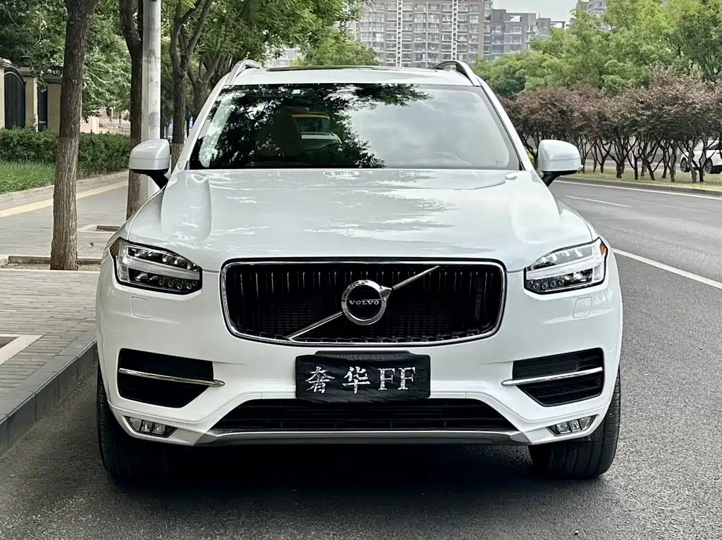 Volvo XC90 2016 — фото 2
