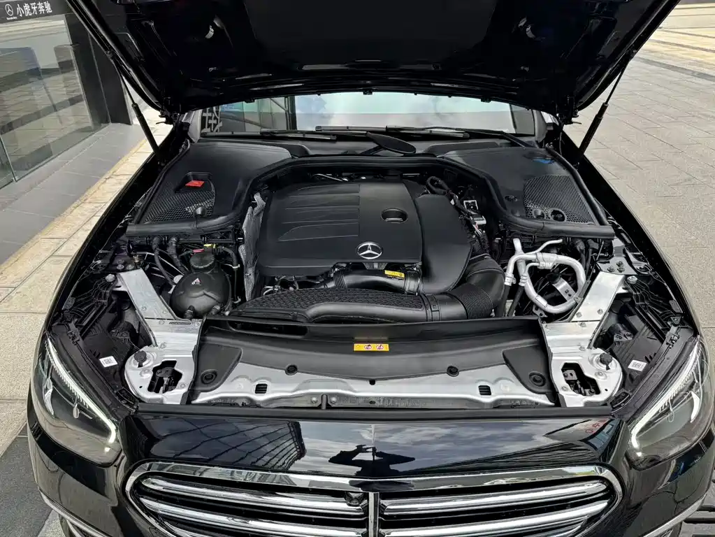 Mercedes-Benz E-Class 2023 — фото 33