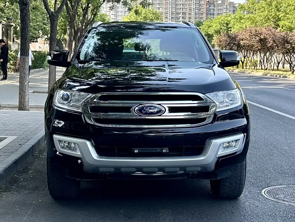 Ford Everest 2016 — фото 2