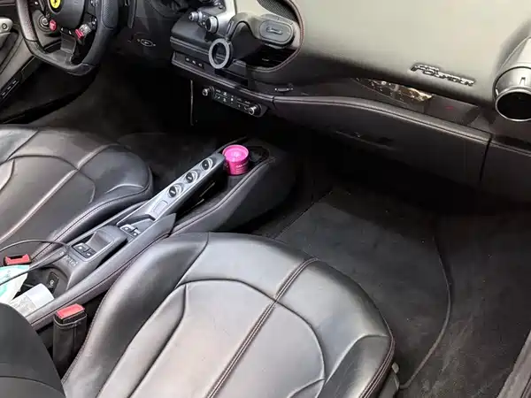 Ferrari F8 2020