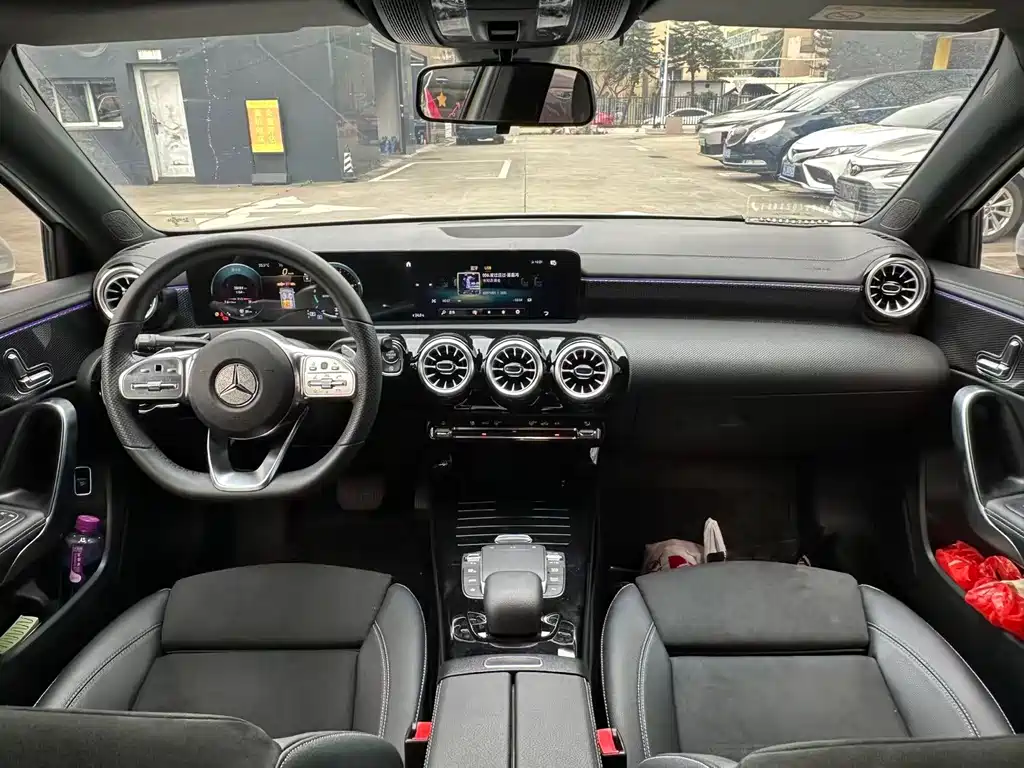 Mercedes-Benz A-Class 2023 — фото 5