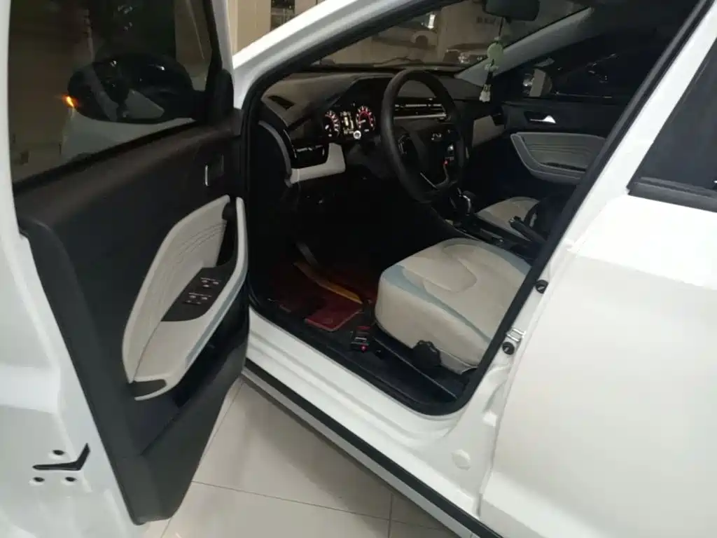 Chery Tiggo 3x 2023 — фото 15