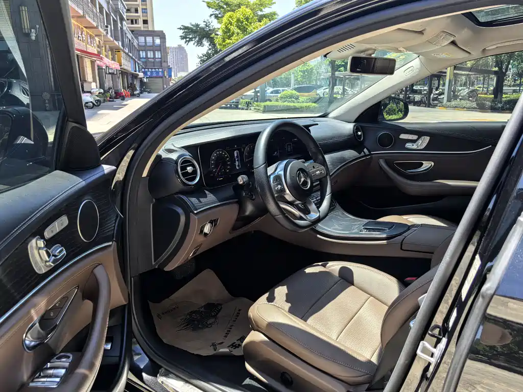 Mercedes-Benz E-Class 2019