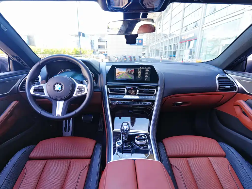 BMW 8 Series 2022