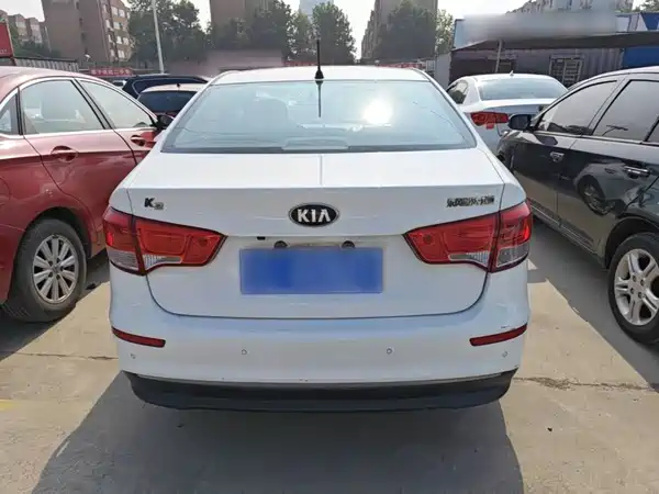 Kia K2 2015