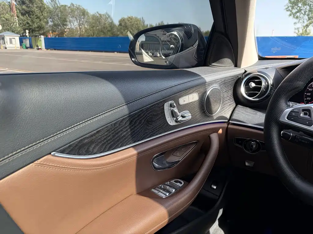 Mercedes-Benz E-Class 2018 — фото 13