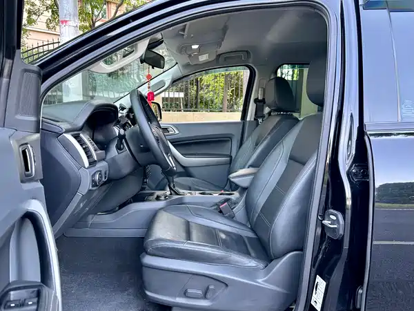 Ford Everest 2016