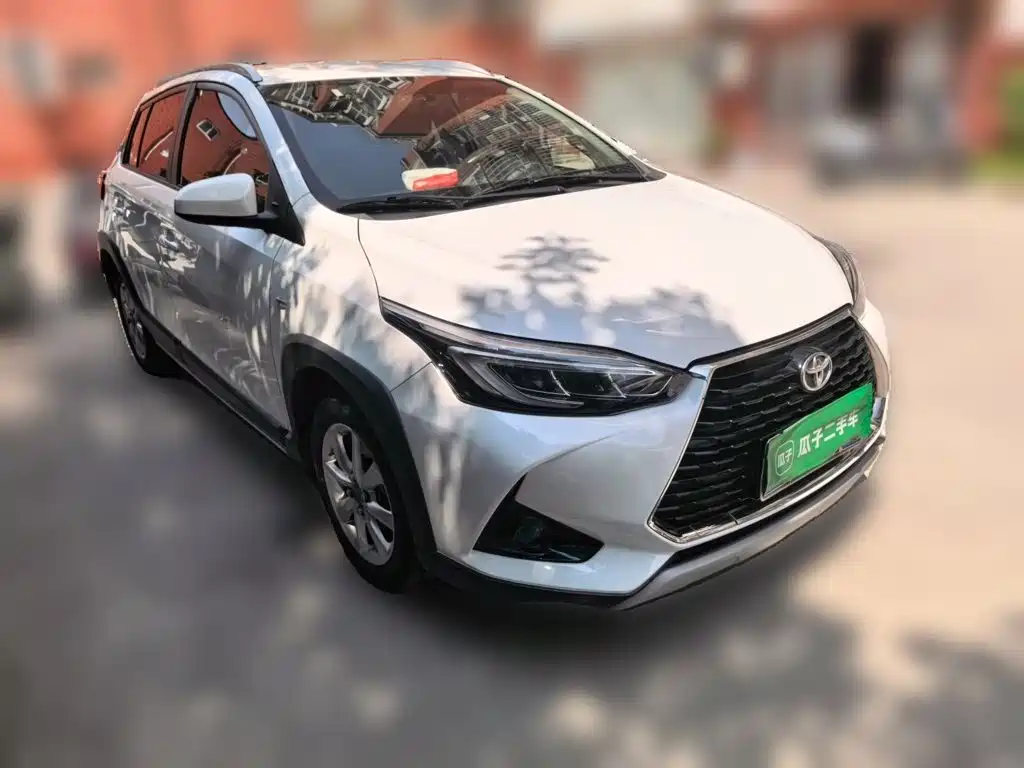 Toyota Yaris L 2020 — фото 3