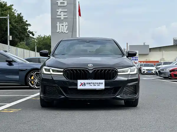BMW 5 Series 2021