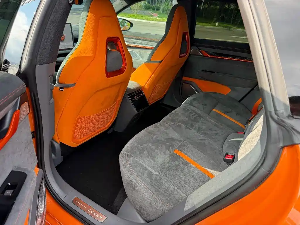 Zeekr 001 2023 — фото 12