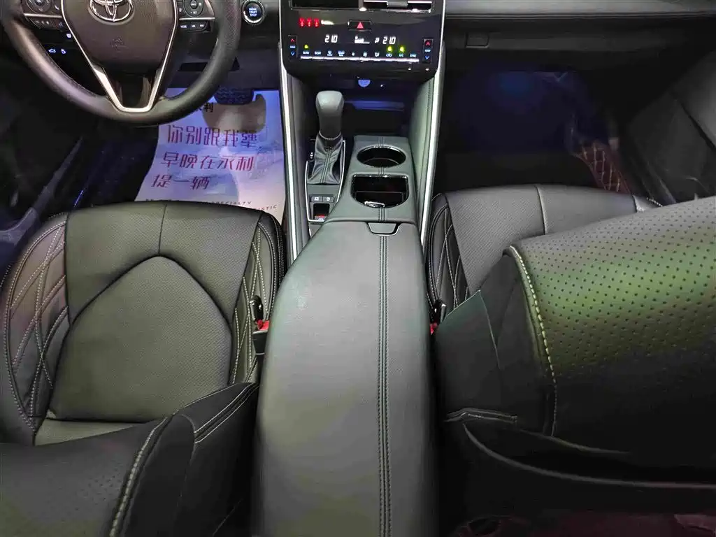 Toyota Avalon 2022 — фото 13