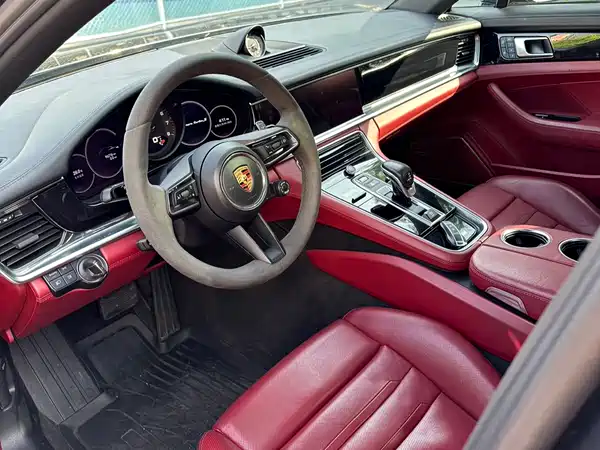 Porsche Panamera 2022