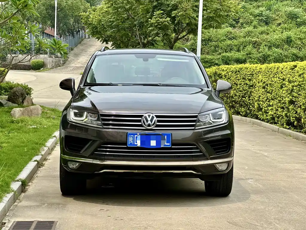 Volkswagen Touareg 2017 — фото 2