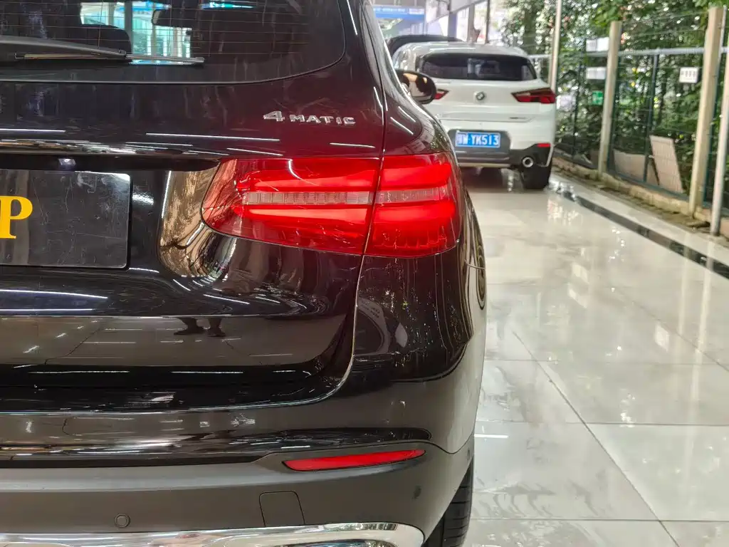 Mercedes-Benz GLC 2019 — фото 15