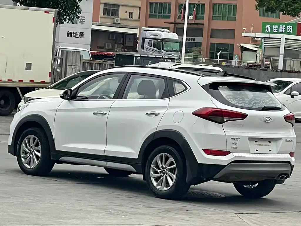 Hyundai Tucson 2018 — фото 6