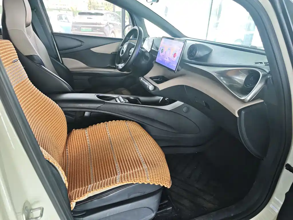BYD Dolphin 2024 — фото 10