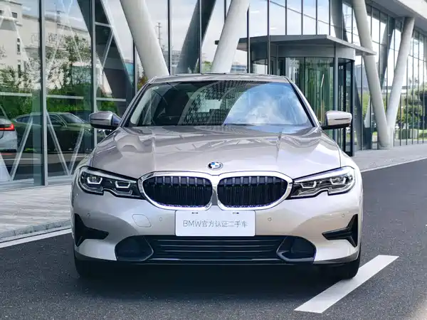 BMW 3 Series 2022