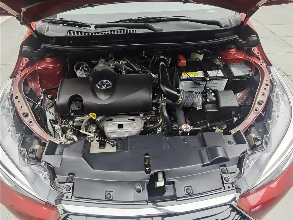 Toyota Yaris L 2022